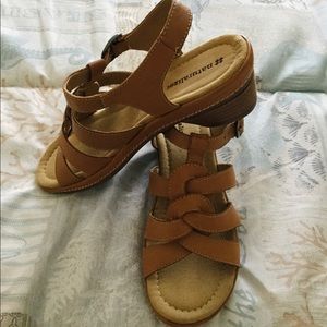 Naturalizer Sandals - Brown/Tan - 6